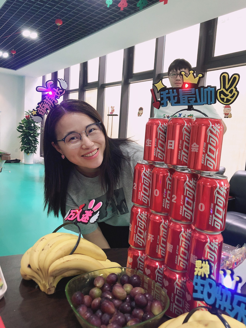 八月集體生日會(huì) | 與久違的祝?；馃嵯嘧?  src="/uploads/allimg/210903/1-210Z3142023A9.jpg" /></p>
<p><img alt=