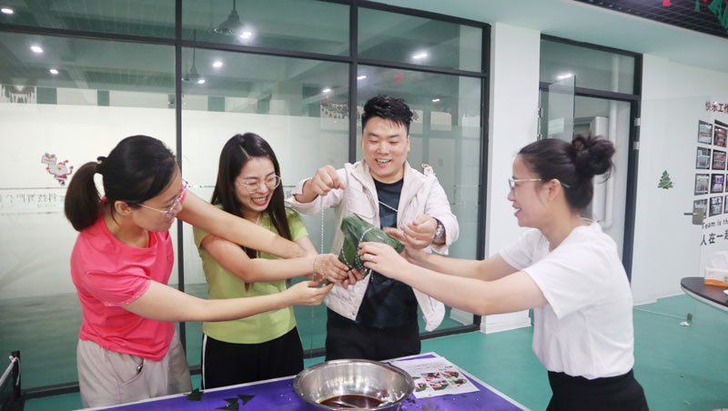 品粽香滋味，繪多彩生活 | 寶開舉辦“包粽子 · 繪彩蛋 · 迎端午”主題活動