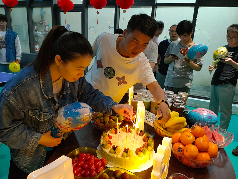 員工集體生日會(huì)｜溫馨五月，感恩有你，攜手同行